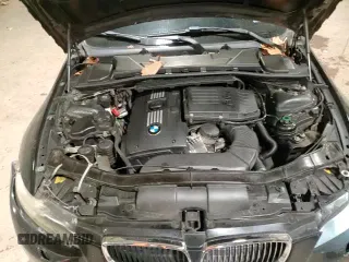 ✅ 2010 BMW 3 Series 335i xDrive • VIN: WBAWC7C56AE270773 • Lot: 84585834. Listed on Copart with 113,951 mi. Free auction sales archive from the USA and detailed vehicle history report at DreamBid. Image 16.