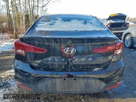 ✅ 2019 Hyundai Elantra SE • VIN: KMHD74LF7KU855922 • Lot: 98244945. Wystawiony na Copart z przebiegiem 150 617 mil. Bezpłatny archiwum sprzedaży aukcyjnych z USA i szczegółowy raport historii pojazdu na DreamBid. Zdjęcie 6.