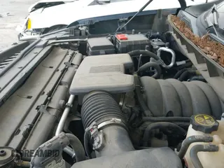 ✅ 2019 Chevrolet Silverado 1500 LT • VIN: 3GCUYDED6KG311850 • Lot: 42671481. Wystawiony na IAAI z przebiegiem 80 758 mil. Bezpłatny archiwum sprzedaży aukcyjnych z USA i szczegółowy raport historii pojazdu na DreamBid. Zdjęcie 19.