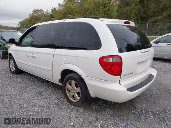 ✅ 2005 Dodge Caravan SXT • VIN: 2D4GP44L15R405077 • Лот: 43391793. Опубліковано раніше на IAAI з пробігом 366 433 миль. Безкоштовний доступ до архіву аукціонних продажів зі США та докладний звіт про історію автомобіля на DreamBid. Зображення 3.