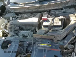 ✅ 2018 Nissan Rogue S • VIN: 5N1AT2MV1JC756509 • Lot: 90859165. Wystawiony na Copart z przebiegiem 104 553 mil. Bezpłatny archiwum sprzedaży aukcyjnych z USA i szczegółowy raport historii pojazdu na DreamBid. Zdjęcie 17.