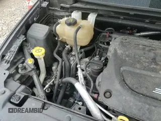 ✅ 2018 Chrysler Pacifica Touring Plus • VIN: 2C4RC1FG5JR126113 • Lot: 93671665. Listed on Copart with 105,159 mi. Free auction sales archive from the USA and detailed vehicle history report at DreamBid. Image 14.