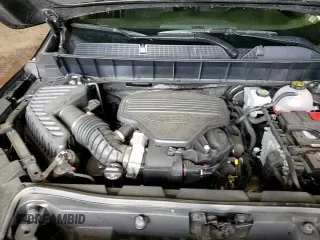 ✅ 2018 GMC Acadia SLE • VIN: 1GKKNLLS2JZ193374 • Lot: 68209605. Wystawiony na Copart z przebiegiem 59 038 mil. Bezpłatny archiwum sprzedaży aukcyjnych z USA i szczegółowy raport historii pojazdu na DreamBid. Zdjęcie 17.