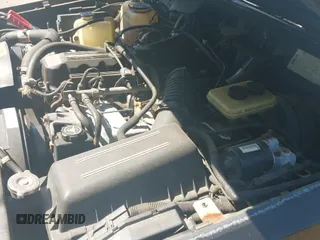 ✅ 1994 Jeep Cherokee Sport • VIN: 1J4FJ67S5RL222959 • Lot: 42828762. Listed on IAAI with 135,244 mi. Free auction sales archive from the USA and detailed vehicle history report at DreamBid. Image 13.