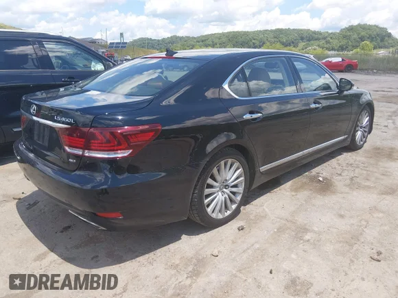 ✅ 2013 Lexus LS 460 L • VIN: JTHDL5EF8D5005800 • Lot: 45408683. Wystawiony na IAAI z przebiegiem 358 317 mil. Bezpłatny archiwum sprzedaży aukcyjnych z USA i szczegółowy raport historii pojazdu na DreamBid. Zdjęcie 4.