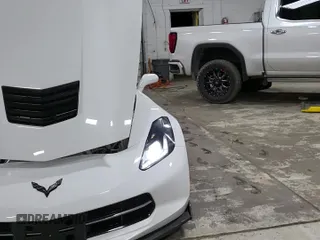 ✅ 2015 Chevrolet Corvette 1LT • VIN: 1G1YB2D7XF5117802 • Lot: 96022475. Wystawiony na Copart z przebiegiem 54 182 mil. Bezpłatny archiwum sprzedaży aukcyjnych z USA i szczegółowy raport historii pojazdu na DreamBid. Zdjęcie 11.