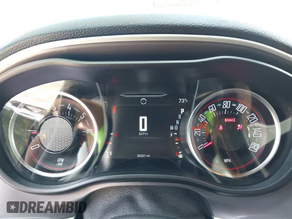 ✅ 2022 Dodge Challenger SXT • VIN: 2C3CDZAG5NH132146 • Lot: 45101390. Wystawiony na IAAI z przebiegiem 34 321 mil. Bezpłatny archiwum sprzedaży aukcyjnych z USA i szczegółowy raport historii pojazdu na DreamBid. Zdjęcie 7.