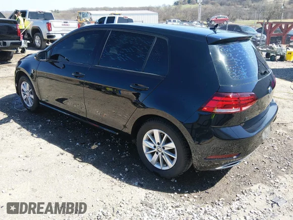✅ 2018 Volkswagen Golf S • VIN: 3VWG17AU9JM276274 • Lot: 44615726. Wystawiony na IAAI z przebiegiem 102 093 mil. Bezpłatny archiwum sprzedaży aukcyjnych z USA i szczegółowy raport historii pojazdu na DreamBid. Zdjęcie 3.