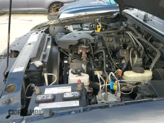 ✅ 2001 Ford Ranger XL Fleet • VIN: 1FTZR15E41TA09338 • Лот: 43198088. Опубликован ранее на IAAI с пробегом 145 681 миль. Бесплатный доступ к архиву аукционных продаж из США и подробный отчёт об истории автомобиля на DreamBid. Изображение 12.