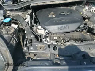 ✅ 2017 MINI Countryman Cooper • VIN: WMZYS7C35H3E06977 • Lot: 82106865. Wystawiony na Copart z przebiegiem 70 214 mil. Bezpłatny archiwum sprzedaży aukcyjnych z USA i szczegółowy raport historii pojazdu na DreamBid. Zdjęcie 13.