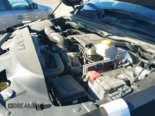 ✅ 2019 Ram 1500 Big Horn • VIN: 1C6SRFFT8KN698888 • Lot: 43370202. Wystawiony na IAAI z przebiegiem 117 844 mil. Bezpłatny archiwum sprzedaży aukcyjnych z USA i szczegółowy raport historii pojazdu na DreamBid. Zdjęcie 19.