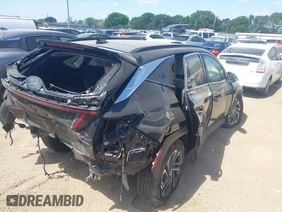 ✅ 2025 Hyundai Tucson Limited • VIN: KM8JEDD14SU336600 • Lot: 44723504. Wystawiony na IAAI z przebiegiem 10 096 mil. Bezpłatny archiwum sprzedaży aukcyjnych z USA i szczegółowy raport historii pojazdu na DreamBid. Zdjęcie 4.