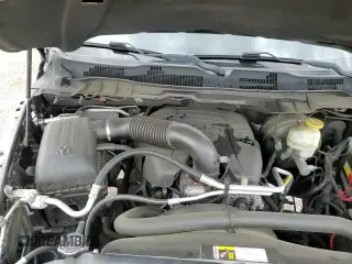 ✅ 2017 Ram 1500 SLT • VIN: 1C6RR6GT3HS542152 • Lot: 56173915. Wystawiony na Copart z przebiegiem 132 579 mil. Bezpłatny archiwum sprzedaży aukcyjnych z USA i szczegółowy raport historii pojazdu na DreamBid. Zdjęcie 15.