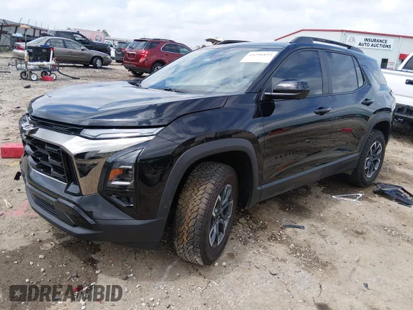 ✅ 2025 Chevrolet Equinox FWD ACTIV • VIN: 3GNAXKEG7SL115953 • Lot: 45296893. Wystawiony na IAAI z przebiegiem 15 100 mil. Bezpłatny archiwum sprzedaży aukcyjnych z USA i szczegółowy raport historii pojazdu na DreamBid. Zdjęcie 2.