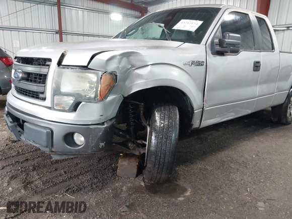 ✅ 2013 Ford F-150 XL • VIN: 1FTFX1CF9DFA37238 • Lot: 43213174. Wystawiony na IAAI z przebiegiem 374 163 mil. Bezpłatny archiwum sprzedaży aukcyjnych z USA i szczegółowy raport historii pojazdu na DreamBid. Zdjęcie 6.