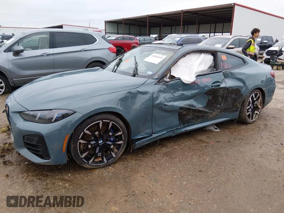 ✅ 2025 BMW 4 Series M440i • VIN: WBA73DA06SCS37179 • Lot: 45034424. Wystawiony na IAAI z przebiegiem Nie podano. Bezpłatny archiwum sprzedaży aukcyjnych z USA i szczegółowy raport historii pojazdu na DreamBid. Zdjęcie 2.