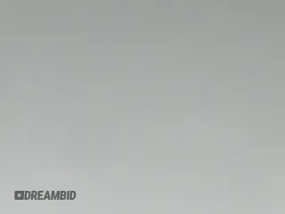 ✅ 2018 Volvo XC60 Momentum • VIN: YV4A22RK9J1096170 • Lot: 43168201. Wystawiony na IAAI z przebiegiem 79 200 mil. Bezpłatny archiwum sprzedaży aukcyjnych z USA i szczegółowy raport historii pojazdu na DreamBid. Zdjęcie 19.