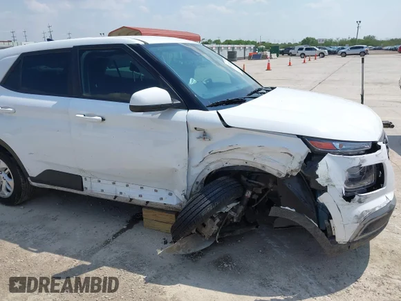 ✅ 2022 Hyundai Venue SE • VIN: KMHRB8A32NU153287 • Lot: 42323304. Wystawiony na IAAI z przebiegiem 43 535 mil. Bezpłatny archiwum sprzedaży aukcyjnych z USA i szczegółowy raport historii pojazdu na DreamBid. Zdjęcie 6.