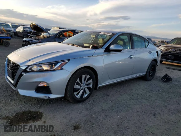 ✅ 2019 Nissan Altima S • VIN: 1N4BL4BW2KC140857 • Lot: 77387585. Wystawiony na Copart z przebiegiem 67 916 mil. Bezpłatny archiwum sprzedaży aukcyjnych z USA i szczegółowy raport historii pojazdu na DreamBid. Zdjęcie 1.