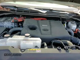 ✅ 2024 Toyota Tundra Limited Hybrid • VIN: 5TFWC5DB2RX077144 • Lot: 68529685. Wystawiony na Copart z przebiegiem 17 161 mil. Bezpłatny archiwum sprzedaży aukcyjnych z USA i szczegółowy raport historii pojazdu na DreamBid. Zdjęcie 13.