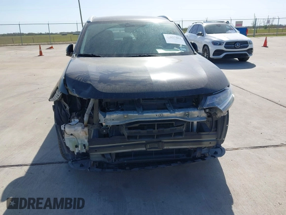 ✅ 2017 Mitsubishi Outlander SE • VIN: JA4AD3A30HZ054841 • Lot: 41857461. Wystawiony na IAAI z przebiegiem 104 413 mil. Bezpłatny archiwum sprzedaży aukcyjnych z USA i szczegółowy raport historii pojazdu na DreamBid. Zdjęcie 6.