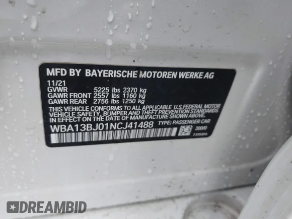✅ 2022 BMW 5 Series 530i xDrive • VIN: WBA13BJ01NCJ41488 • Lot: 44502414. Wystawiony na IAAI z przebiegiem 45 215 mil. Bezpłatny archiwum sprzedaży aukcyjnych z USA i szczegółowy raport historii pojazdu na DreamBid. Zdjęcie 9.