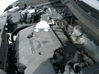 ✅ 2018 Mitsubishi Outlander ES • VIN: JA4AZ3A31JZ071302 • Lot: 41614125. Wystawiony na IAAI z przebiegiem 87 412 mil. Bezpłatny archiwum sprzedaży aukcyjnych z USA i szczegółowy raport historii pojazdu na DreamBid. Zdjęcie 21.