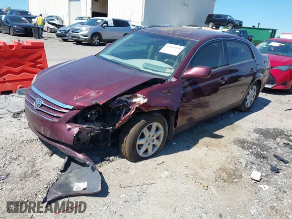 ✅ 2005 Toyota Avalon Limited • VIN: 4T1BK36BX5U033483 • Lot: 45299429. Wystawiony na IAAI z przebiegiem 121 779 mil. Bezpłatny archiwum sprzedaży aukcyjnych z USA i szczegółowy raport historii pojazdu na DreamBid. Zdjęcie 17.