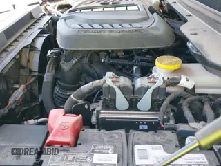 ✅ 2024 Jeep Wagoneer Series II • VIN: 1C4SJSBP8RS105303 • Lot: 42503456. Listed on IAAI with 52,664 mi. Free auction sales archive from the USA and detailed vehicle history report at DreamBid. Image 19.