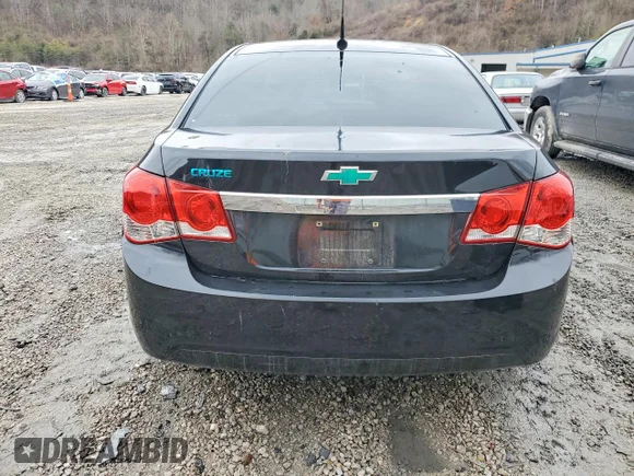 ✅ 2014 Chevrolet Cruze LS • VIN: 1G1PA5SG7E7328882 • Lot: 76075095. Wystawiony na Copart z przebiegiem 129 489 mil. Bezpłatny archiwum sprzedaży aukcyjnych z USA i szczegółowy raport historii pojazdu na DreamBid. Zdjęcie 6.