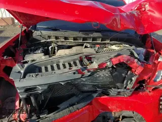 ✅ 2020 Chevrolet Silverado 1500 Custom • VIN: 1GCRYBEF9LZ254816 • Lot: 85382294. Wystawiony na Copart z przebiegiem 74 491 mil. Bezpłatny archiwum sprzedaży aukcyjnych z USA i szczegółowy raport historii pojazdu na DreamBid. Zdjęcie 15.