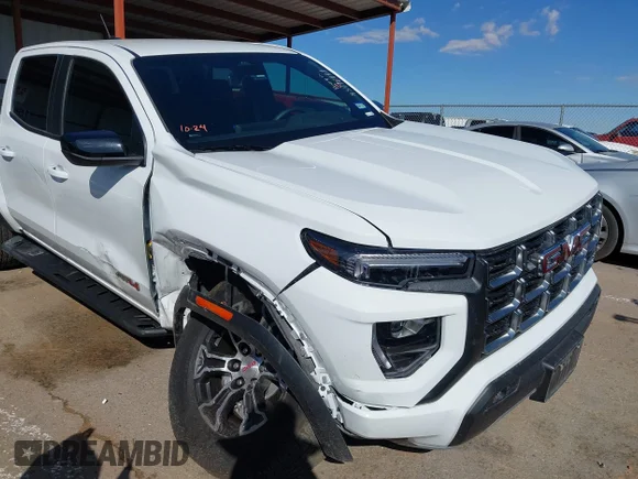 ✅ 2025 GMC Canyon 4WD AT4 • VIN: 1GTP2DEKXS1191465 • Lot: 43496991. Wystawiony na IAAI z przebiegiem 8 239 mil. Bezpłatny archiwum sprzedaży aukcyjnych z USA i szczegółowy raport historii pojazdu na DreamBid. Zdjęcie 6.