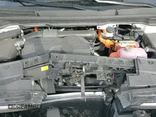 ✅ 2025 Kia Carnival LXS • VIN: KNDNB5KA6S6074431 • Lot: 89736665. Wystawiony na Copart z przebiegiem 4 239 mil. Bezpłatny archiwum sprzedaży aukcyjnych z USA i szczegółowy raport historii pojazdu na DreamBid. Zdjęcie 16.