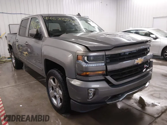 ✅ 2017 Chevrolet Silverado 1500 LT • VIN: 3GCUKREC4HG180139 • Лот: 44632395. Опубликован ранее на IAAI с пробегом 106 833 миль. Бесплатный доступ к архиву аукционных продаж из США и подробный отчёт об истории автомобиля на DreamBid. Изображение 1.