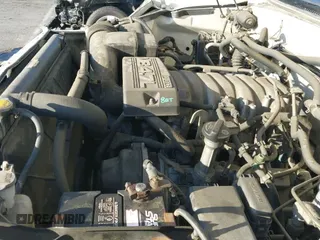 ✅ 2003 Toyota Sequoia Limited • VIN: 5TDZT38AX3S203931 • Лот: 42698561. Опубликован ранее на IAAI с пробегом 215 941 миль. Бесплатный доступ к архиву аукционных продаж из США и подробный отчёт об истории автомобиля на DreamBid. Изображение 19.