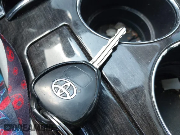 ✅ 2014 Toyota Venza XLE • VIN: 4T3BA3BB6EU060163 • Lot: 43318776. Wystawiony na IAAI z przebiegiem Nie podano. Bezpłatny archiwum sprzedaży aukcyjnych z USA i szczegółowy raport historii pojazdu na DreamBid. Zdjęcie 11.