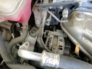 ✅ 2017 Toyota RAV4 Limited • VIN: 2T3DFREV9HW660750 • Lot: 89465635. Listed on Copart with 101,452 mi. Free auction sales archive from the USA and detailed vehicle history report at DreamBid. Image 17.