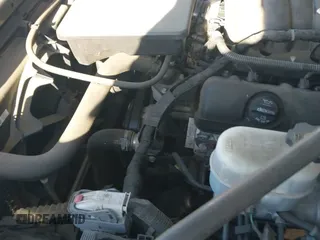 ✅ 2018 Chevrolet Silverado 1500 Work Truck • VIN: 1GCRCNEH2JZ213586 • Lot: 43574946. Wystawiony na IAAI z przebiegiem 111 428 mil. Bezpłatny archiwum sprzedaży aukcyjnych z USA i szczegółowy raport historii pojazdu na DreamBid. Zdjęcie 18.