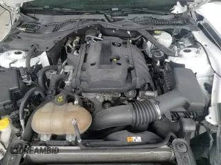 ✅ 2018 Ford Mustang EcoBoost Premium • VIN: 1FATP8UH5J5143091 • Lot: 86106365. Listed on Copart with 98,128 mi. Free auction sales archive from the USA and detailed vehicle history report at DreamBid. Image 16.