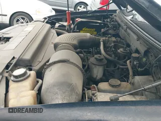 ✅ 2001 Ford F-150 XLT • VIN: 1FTRW08L51KC25721 • Lot: 43013778. Listed on IAAI with 227,887 mi. Free auction sales archive from the USA and detailed vehicle history report at DreamBid. Image 12.