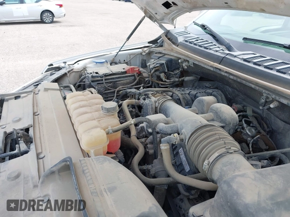 ✅ 2019 Ford F-150 XL • VIN: 1FTEW1EB8KKC24838 • Lot: 45078391. Wystawiony na IAAI z przebiegiem 38 504 mil. Bezpłatny archiwum sprzedaży aukcyjnych z USA i szczegółowy raport historii pojazdu na DreamBid. Zdjęcie 10.
