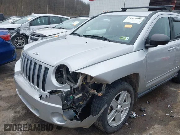 ✅ 2008 Jeep Compass Sport • VIN: 1J8FT47078D755562 • Lot: 41493097. Wystawiony na IAAI z przebiegiem 120 502 mil. Bezpłatny archiwum sprzedaży aukcyjnych z USA i szczegółowy raport historii pojazdu na DreamBid. Zdjęcie 6.