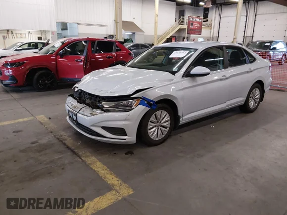 ✅ 2019 Volkswagen Jetta S • VIN: 3VWN57BU8KM118987 • Lot: 44273432. Wystawiony na IAAI z przebiegiem 55 379 mil. Bezpłatny archiwum sprzedaży aukcyjnych z USA i szczegółowy raport historii pojazdu na DreamBid. Zdjęcie 17.