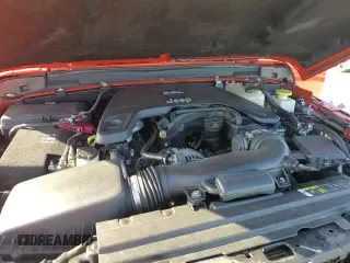 ✅ 2020 Jeep Gladiator Rubicon • VIN: 1C6JJTBGXLL148289 • Lot: 81711455. Wystawiony na Copart z przebiegiem 86 290 mil. Bezpłatny archiwum sprzedaży aukcyjnych z USA i szczegółowy raport historii pojazdu na DreamBid. Zdjęcie 14.