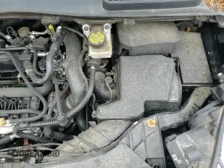 ✅ 2019 Ford Escape SEL • VIN: 1FMCU0HD1KUC48032 • Lot: 66506625. Listed on Copart with 94,146 mi. Free auction sales archive from the USA and detailed vehicle history report at DreamBid. Image 15.