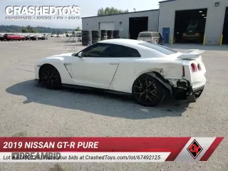 ✅ 2019 Nissan GT-R Premium • VIN: JN1AR5EF4KM750150 • Lot: 67492125. Listed on Copart with 51,734 mi. Free auction sales archive from the USA and detailed vehicle history report at DreamBid. Image 17.