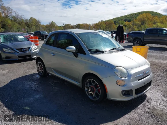 ✅ 2012 FIAT 500 Sport • VIN: 3C3CFFBR5CT358166 • Лот: 43426733. Опубліковано раніше на IAAI з пробігом 93 839 миль. Безкоштовний доступ до архіву аукціонних продажів зі США та докладний звіт про історію автомобіля на DreamBid. Зображення 1.