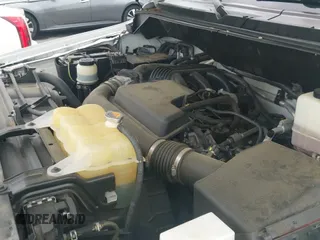 ✅ 2020 Nissan NV Cargo SV • VIN: 1N6BF0KM1LN806702 • Lot: 42394784. Wystawiony na IAAI z przebiegiem 151 799 mil. Bezpłatny archiwum sprzedaży aukcyjnych z USA i szczegółowy raport historii pojazdu na DreamBid. Zdjęcie 19.