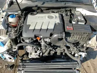 ✅ 2013 Volkswagen Golf TDI w/Tech Pkg • VIN: WVWDM7AJ1DW121905 • Lot: 83072074. Listed on Copart with 100,828 mi. Free auction sales archive from the USA and detailed vehicle history report at DreamBid. Image 13.