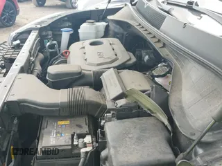 ✅ 2019 Kia Sorento L • VIN: 5XYPG4A35KG475263 • Lot: 43729883. Listed on IAAI with 49,524 mi. Free auction sales archive from the USA and detailed vehicle history report at DreamBid. Image 19.